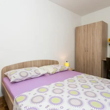 Stipo - Two Bedroom With Balcony And Sea View Apartman Drače
